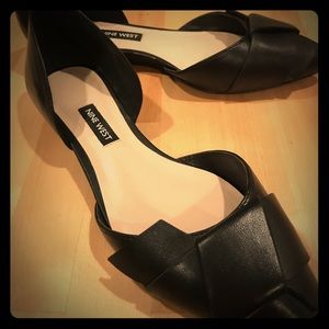 Nine West Black Flats